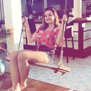 Meet your Posher, Breanne